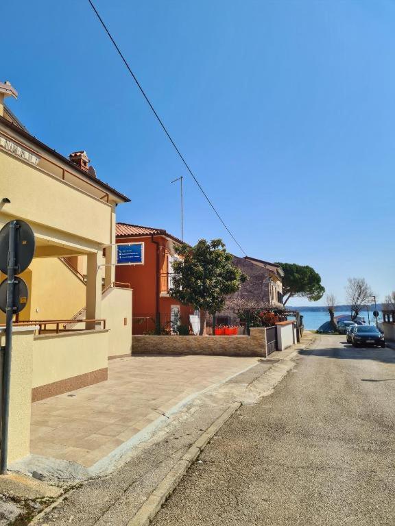 Apartments Manuel Novigrad  Exterior photo